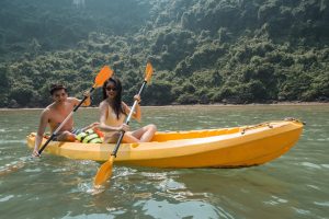 31 Kayaking Min